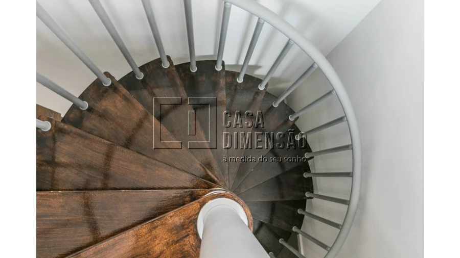 Moradia T4 para Venda em Alvalade Foto 2