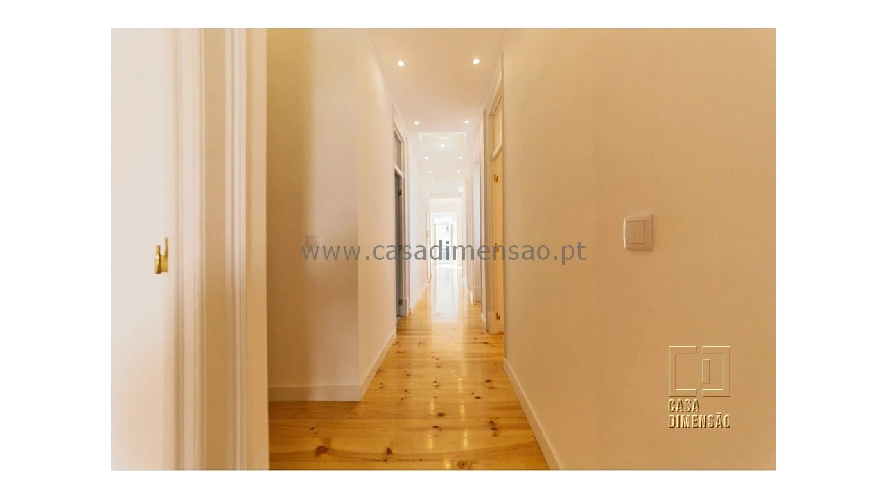 Apartamento T3 para Venda em Avenidas Novas Foto 4