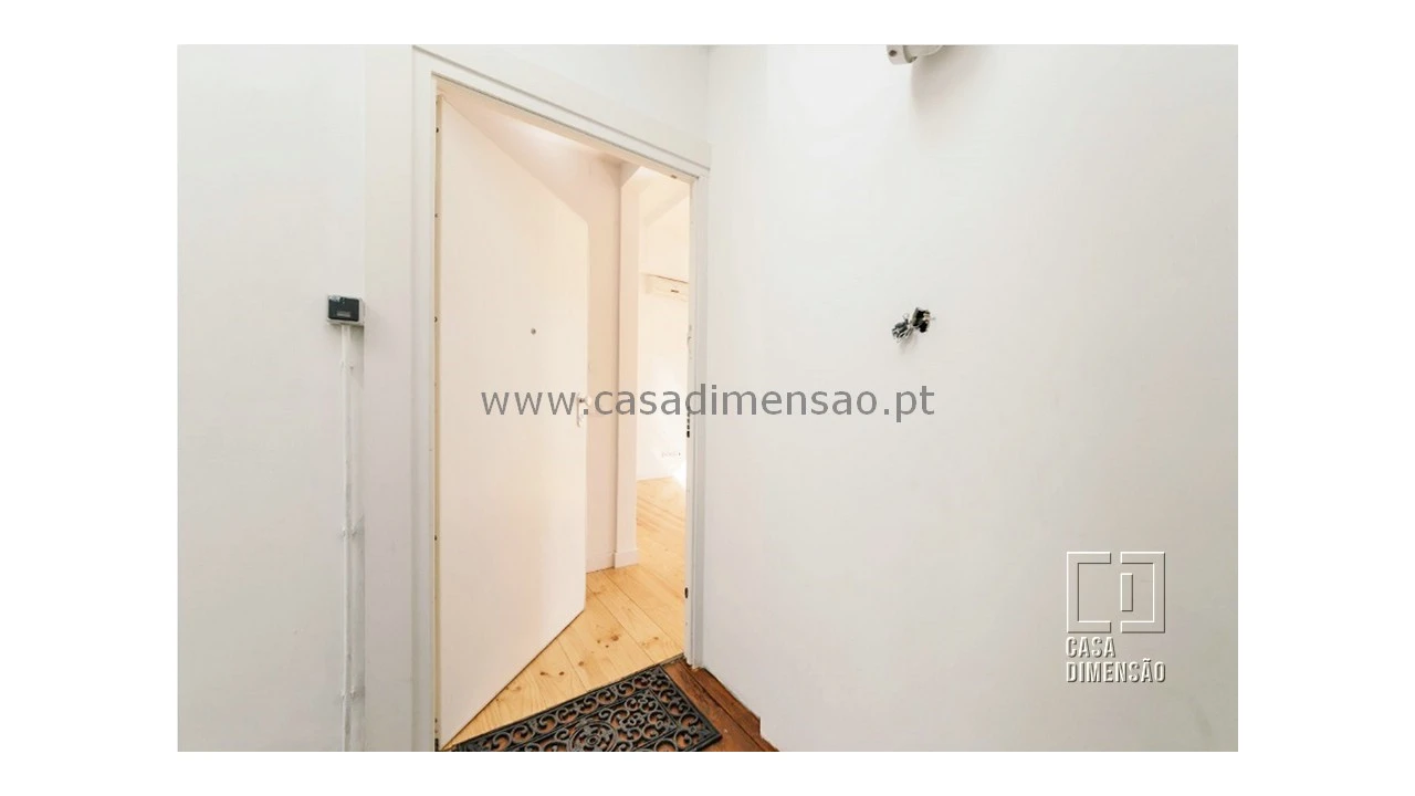 Apartamento T3 para Venda em Avenidas Novas Foto 5