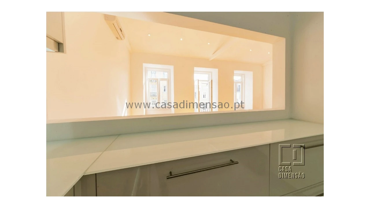 Apartamento T3 para Venda em Avenidas Novas Foto 9