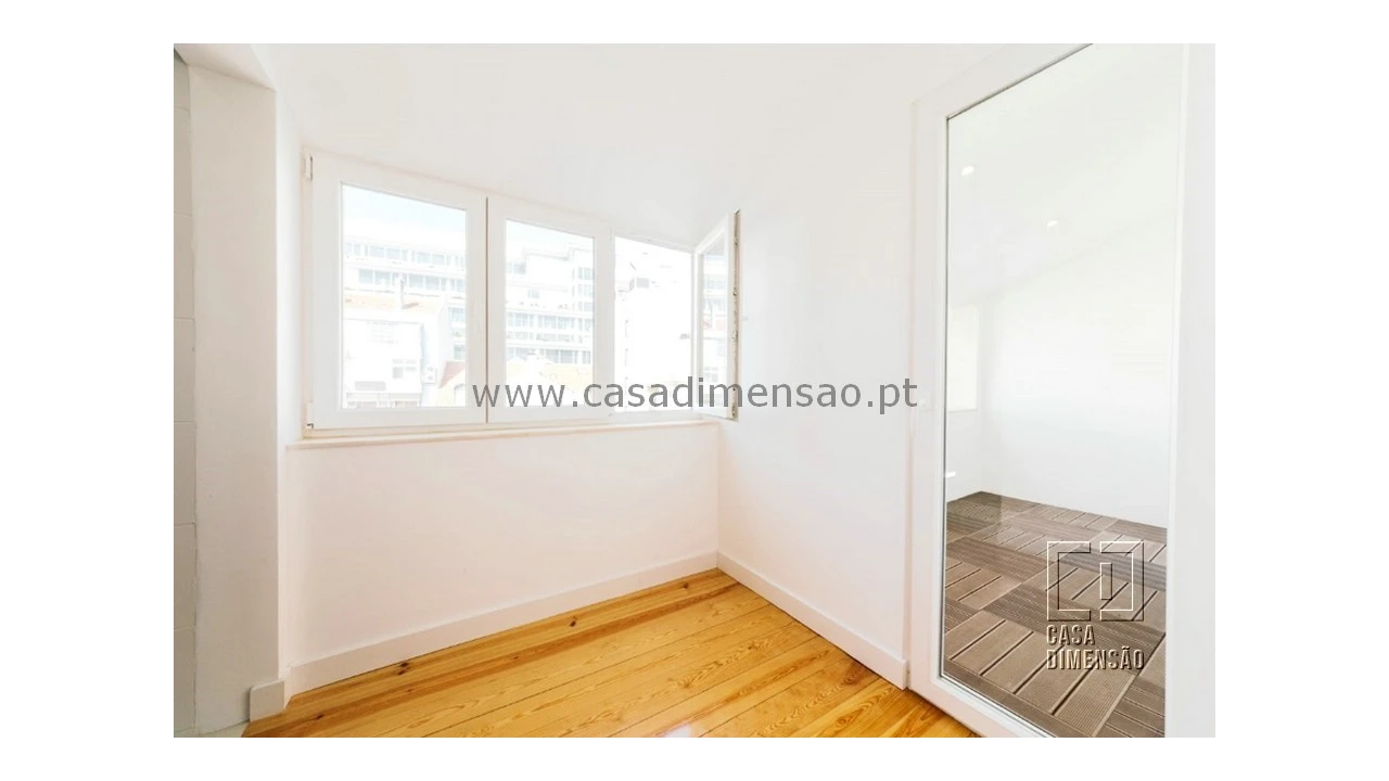 Apartamento T3 para Venda em Avenidas Novas Foto 14