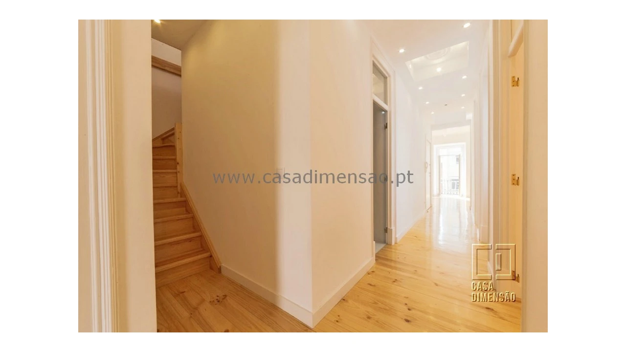 Apartamento T3 para Venda em Avenidas Novas Foto 19