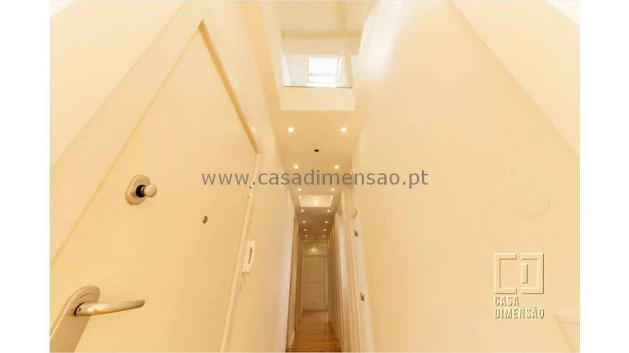 Apartamento T3 para Venda em Avenidas Novas Foto 3