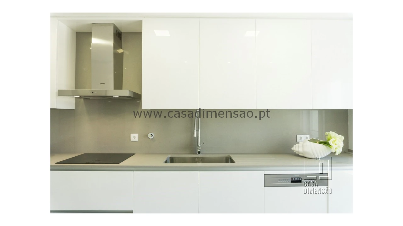 Apartamento T3 para Venda em Carnaxide e Queijas Foto 42