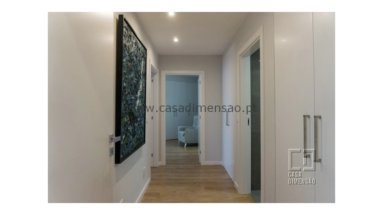 Apartamento T3 para Venda em Carnaxide e Queijas Foto 48
