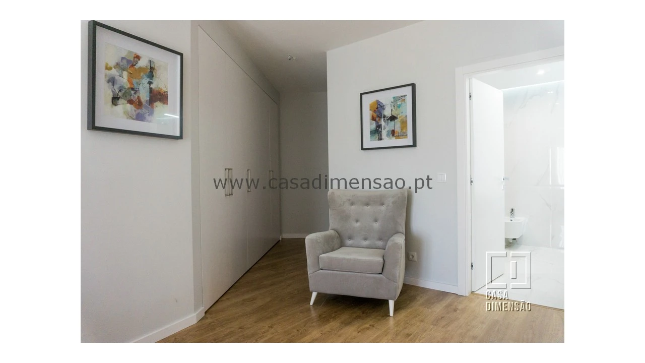 Apartamento T3 para Venda em Carnaxide e Queijas Foto 75