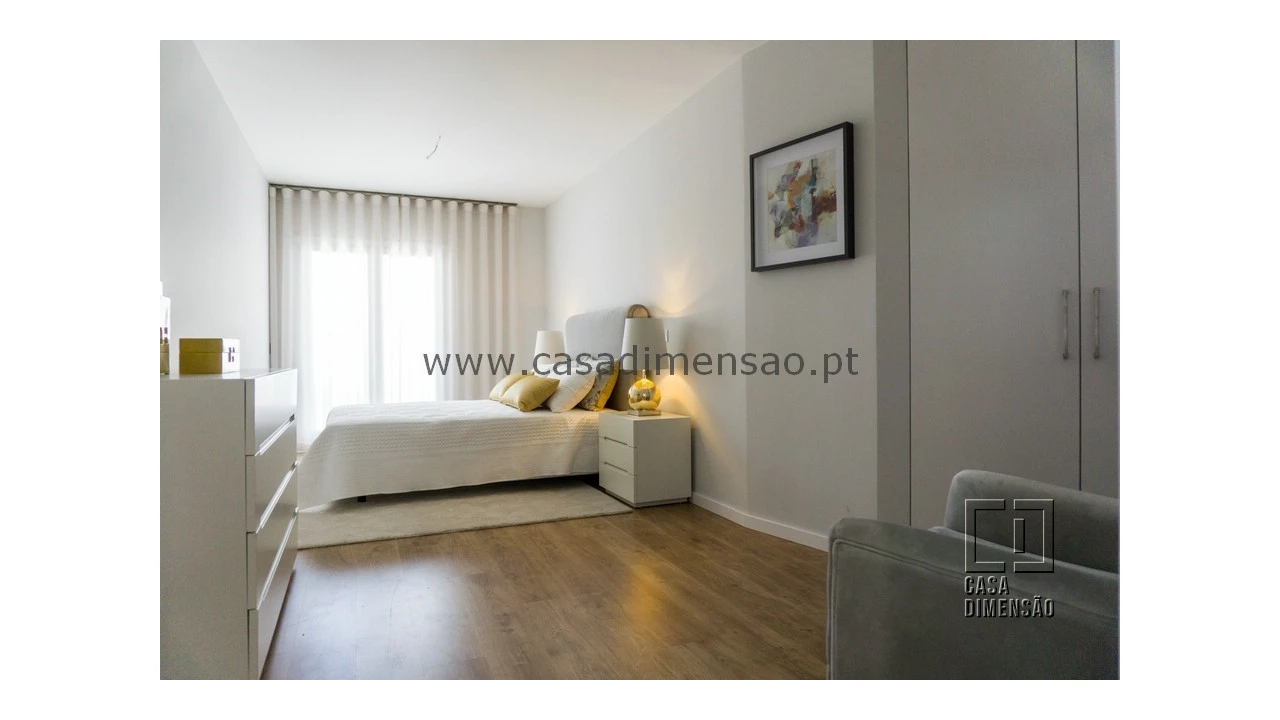 Apartamento T3 para Venda em Carnaxide e Queijas Foto 76