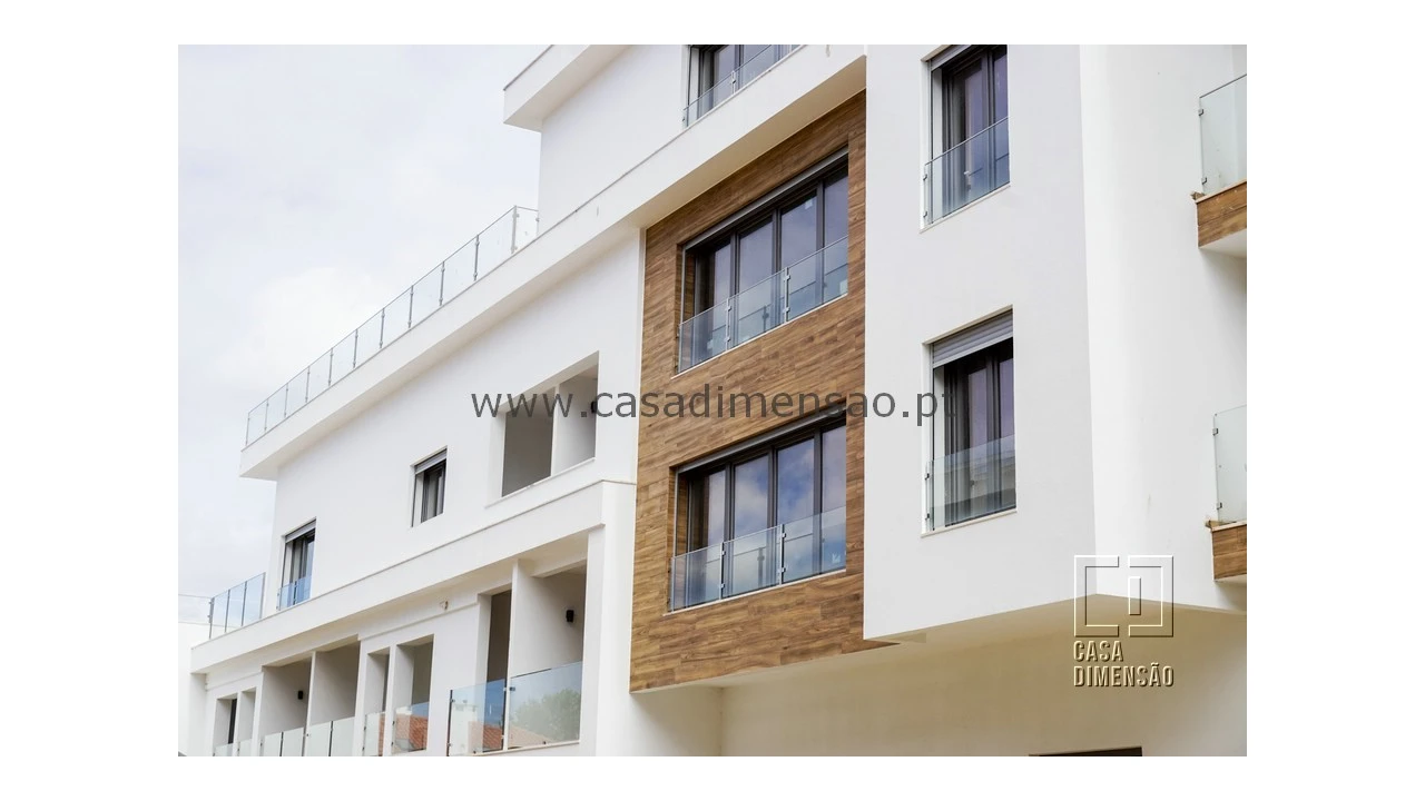 Apartamento T3 para Venda em Carnaxide e Queijas Foto 86