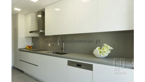 Apartamento T3 para Venda em Carnaxide e Queijas