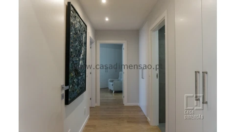 Apartamento T3 para Venda em Carnaxide e Queijas