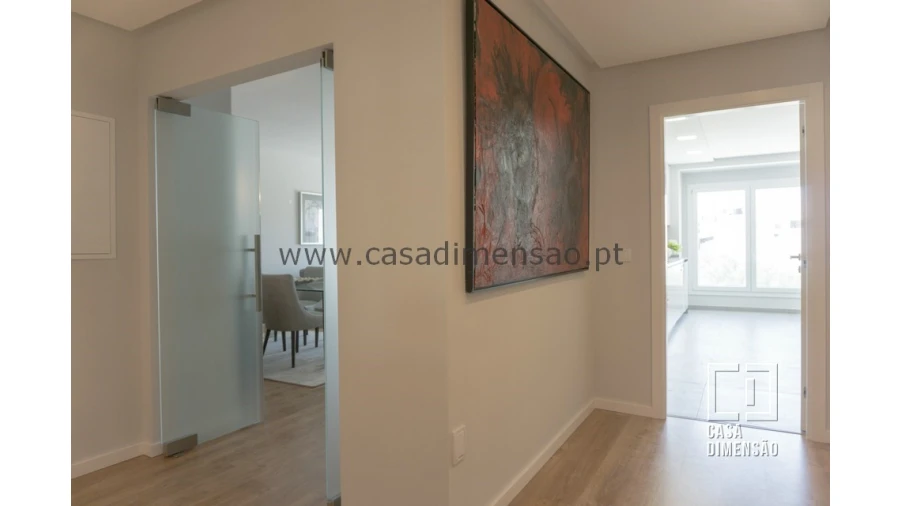 Apartamento T3 para Venda em Carnaxide e Queijas Foto 18