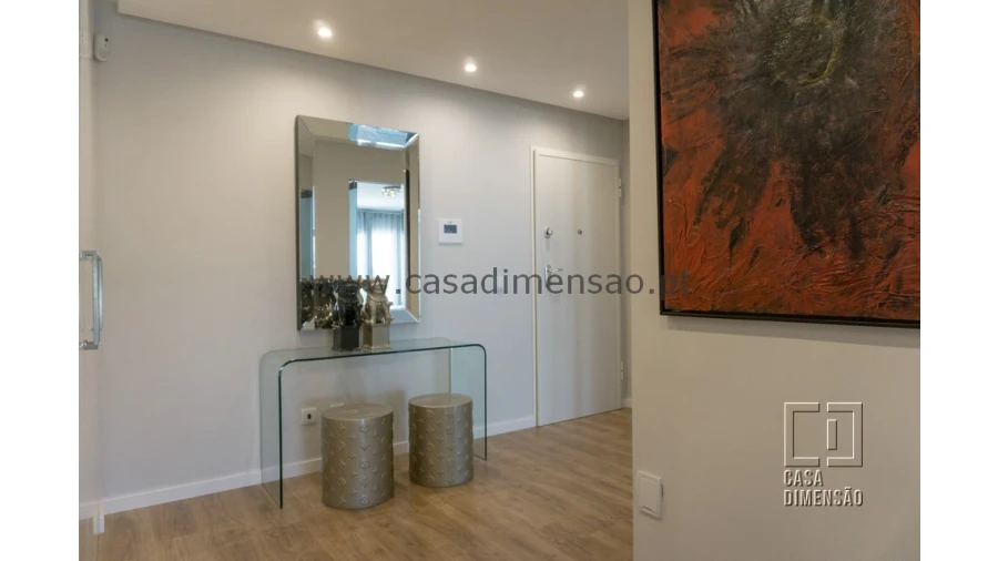 Apartamento T3 para Venda em Carnaxide e Queijas Foto 19