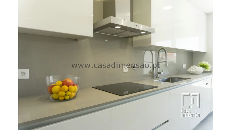 Apartamento T3 para Venda em Carnaxide e Queijas Foto 41