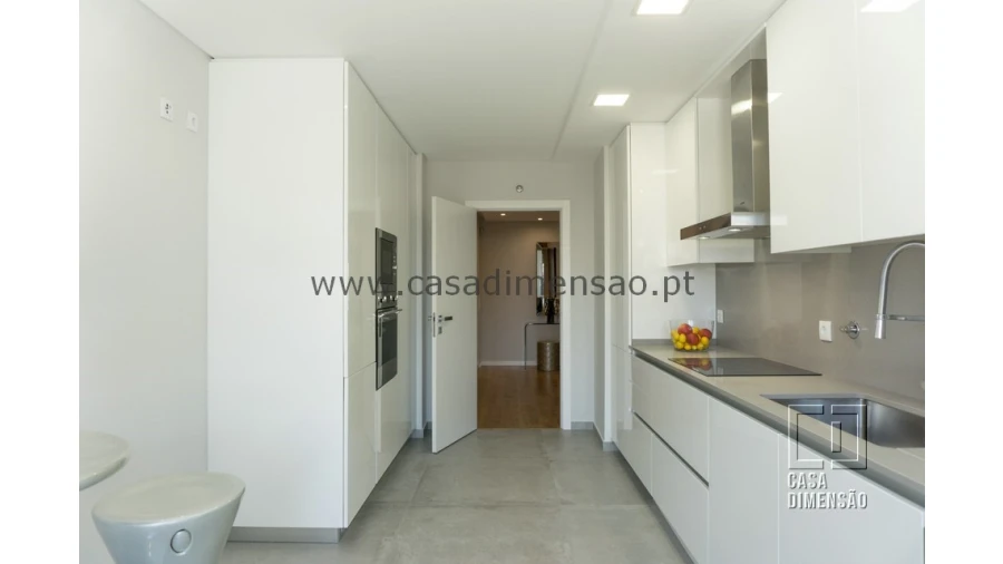 Apartamento T3 para Venda em Carnaxide e Queijas Foto 45