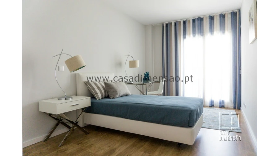 Apartamento T3 para Venda em Carnaxide e Queijas Foto 58