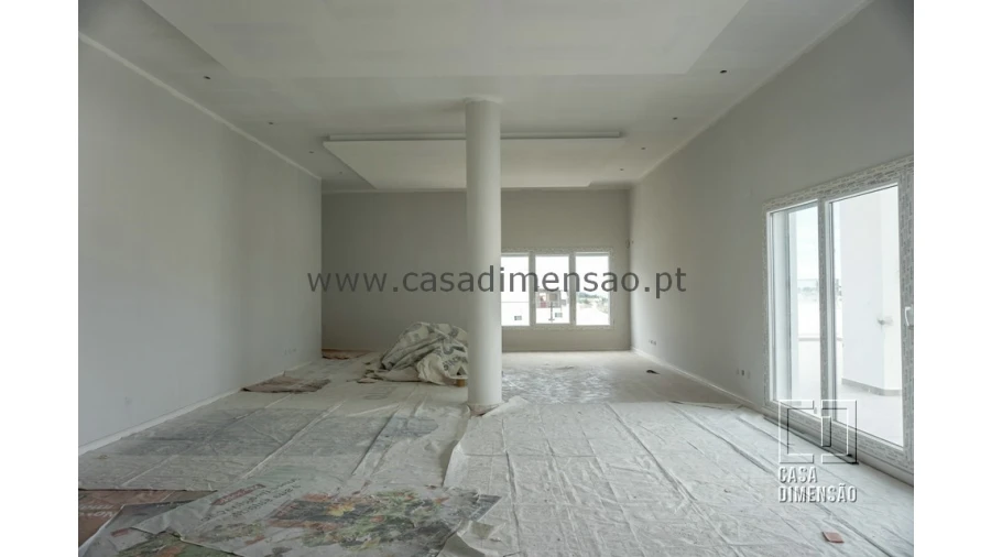 Apartamento T3 para Venda em Carnaxide e Queijas Foto 3