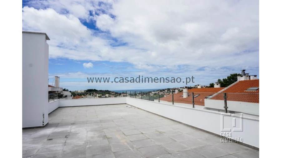 Apartamento T3 para Venda em Carnaxide e Queijas Foto 12