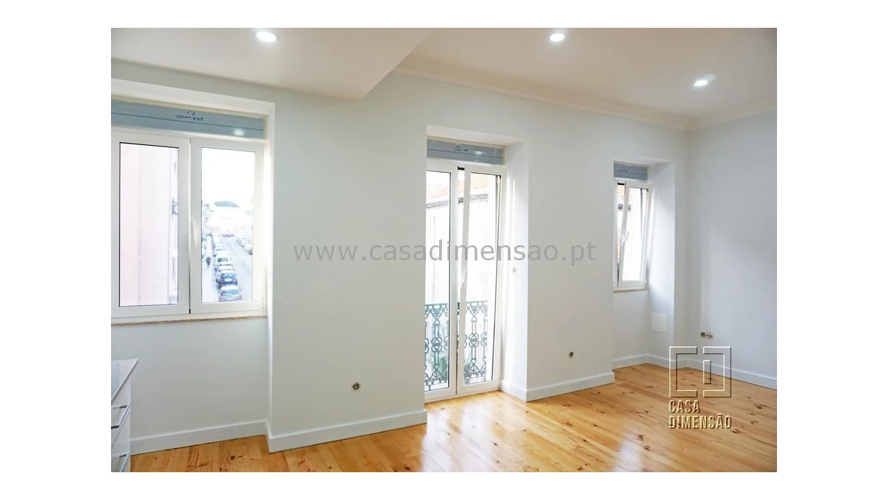 Apartamento T2 para Venda em São Vicente Foto 1