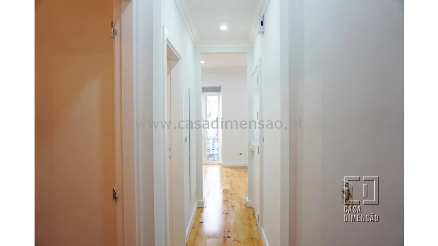 Apartamento T2 para Venda em São Vicente Foto 2