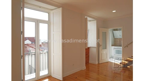Apartamento T3 para Venda em São Vicente