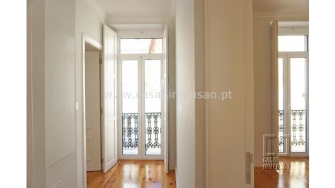 Apartamento T3 para Venda em São Vicente