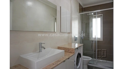 Apartamento T3 para Venda em São Vicente