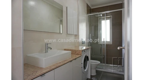 Apartamento T3 para Venda em São Vicente