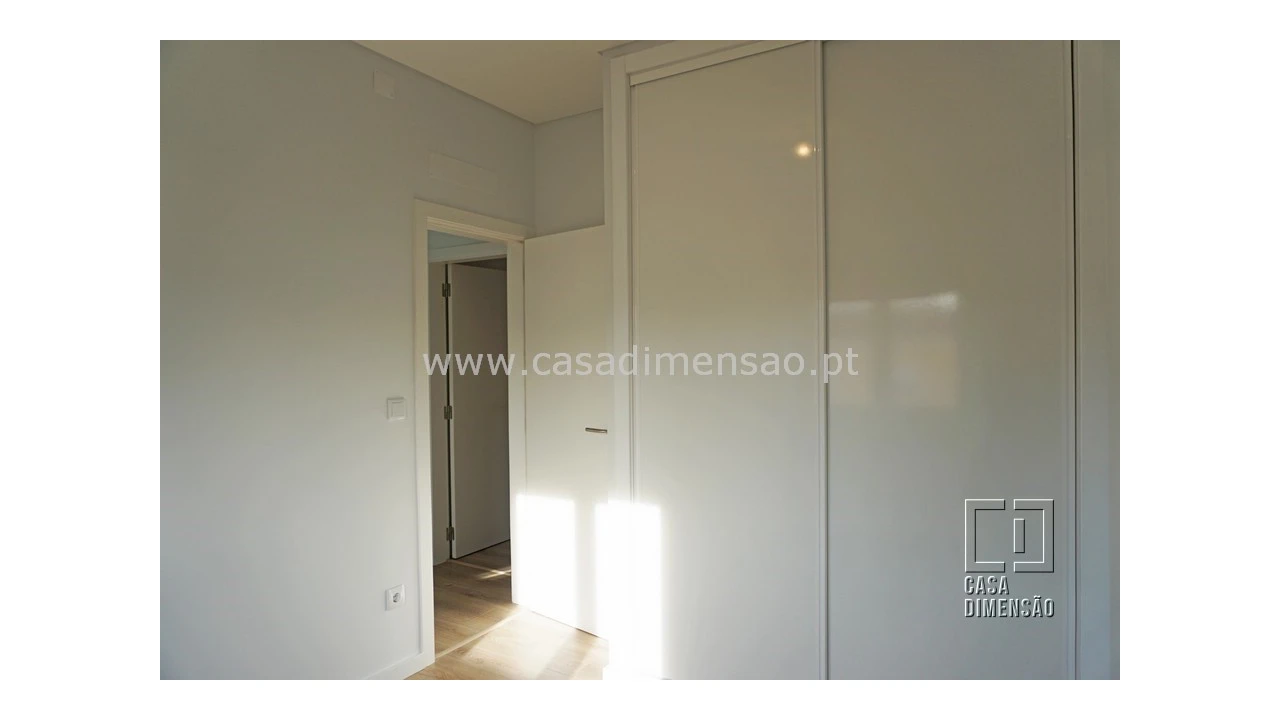 Apartamento T2 para Venda em Alvalade Foto 20