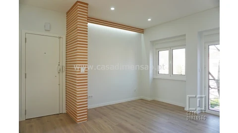 Apartamento T2 para Venda em Alvalade