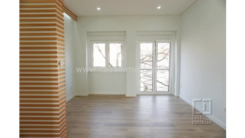 Apartamento T2 para Venda em Alvalade