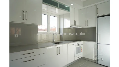 Apartamento T2 para Venda em Alvalade