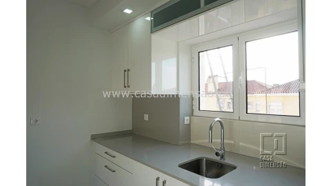 Apartamento T2 para Venda em Alvalade
