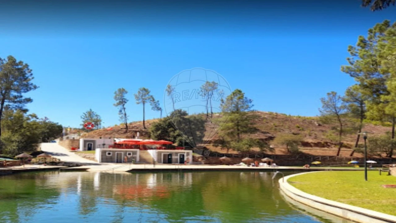 Terreno para Venda em Carvoeiro Foto 13