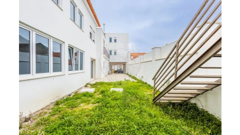 Moradia T8 para Venda em Golegã