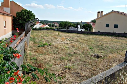 Terreno para Venda em São João Baptista e Santa Maria dos Olivais