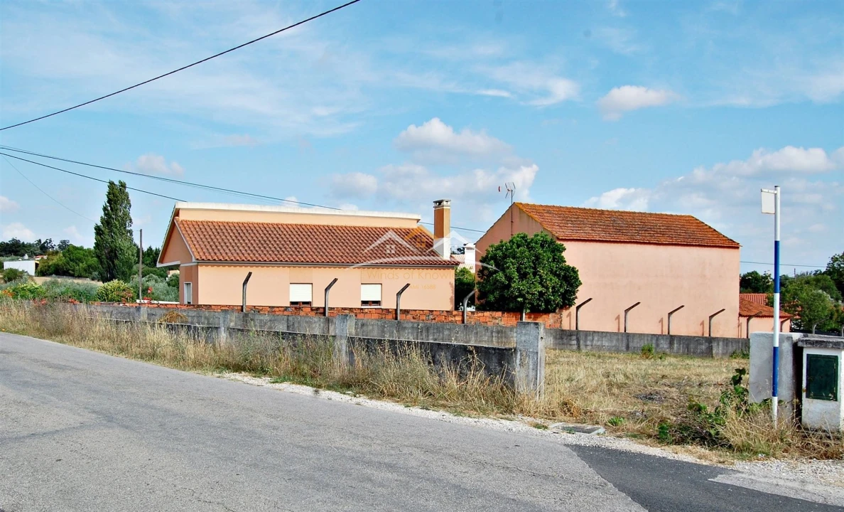 Terreno para Venda em São João Baptista e Santa Maria dos Olivais Foto 3