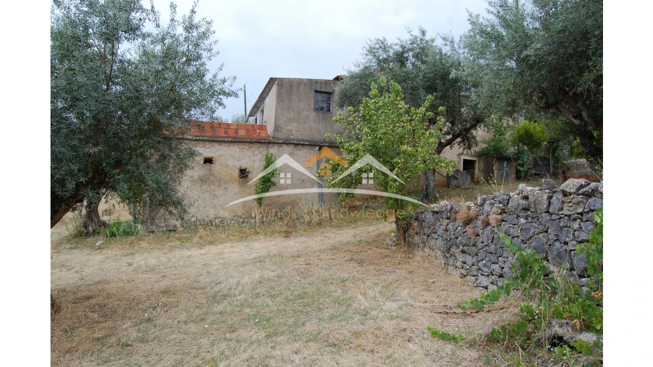 Moradia T3 para Venda em Além da Ribeira e Pedreira Foto 8