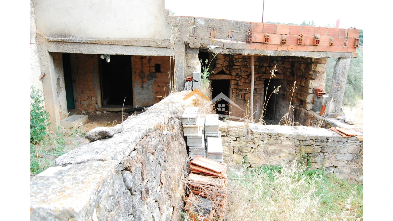 Moradia T3 para Venda em Além da Ribeira e Pedreira Foto 15