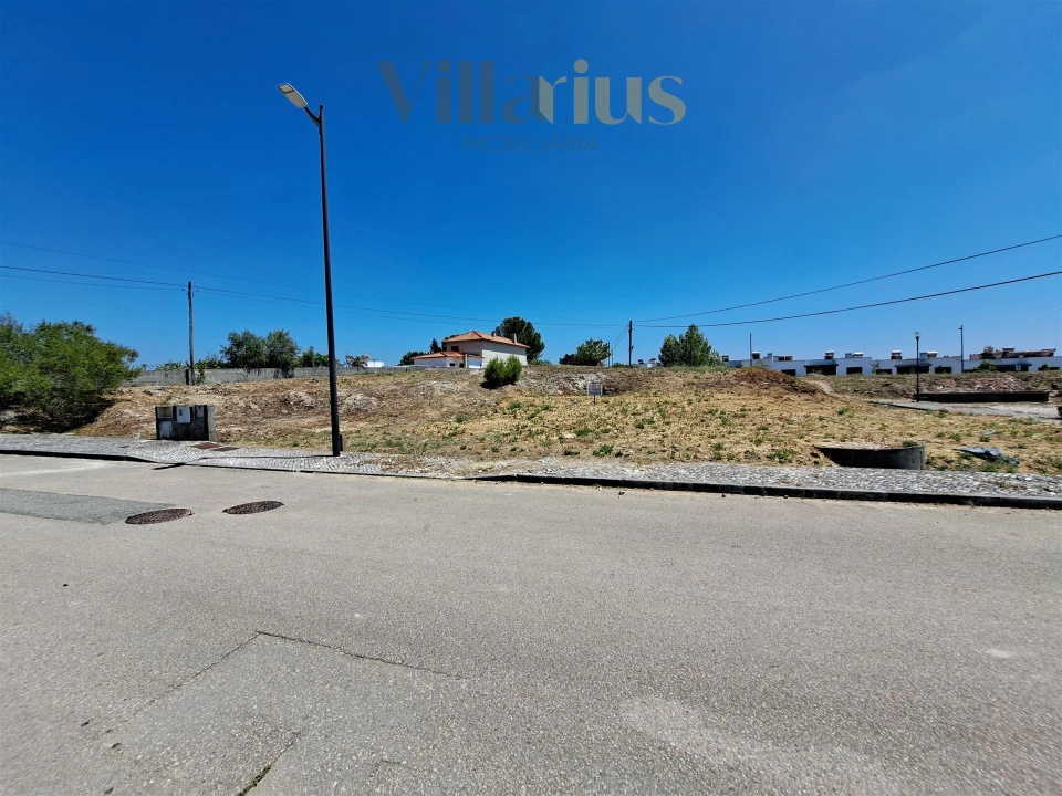 Terreno para Venda em São João Baptista e Santa Maria dos Olivais Foto 5