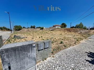 Terreno para Venda em São João Baptista e Santa Maria dos Olivais