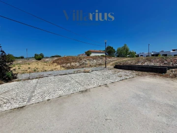 Terreno para Venda em São João Baptista e Santa Maria dos Olivais