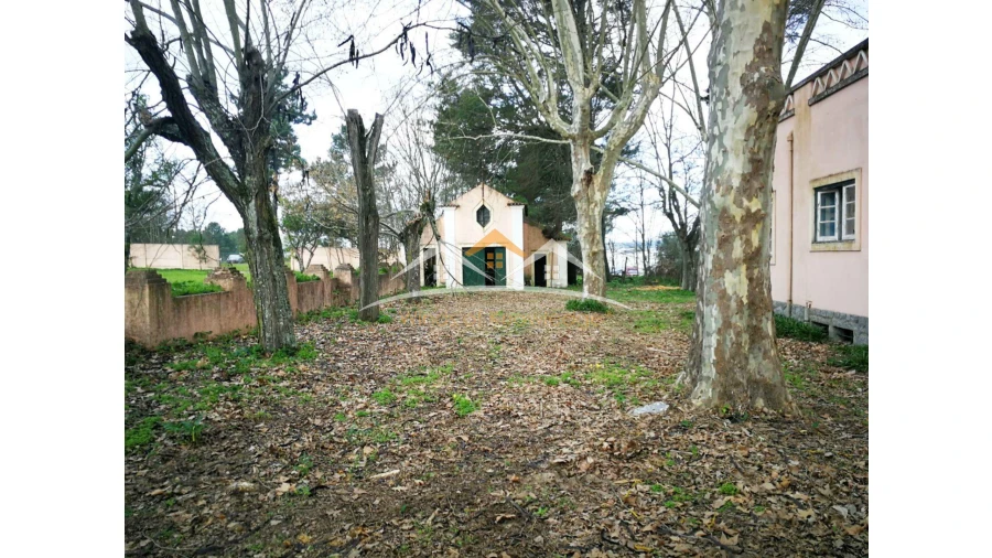 Moradia T10 para Venda em Tramagal Foto 6