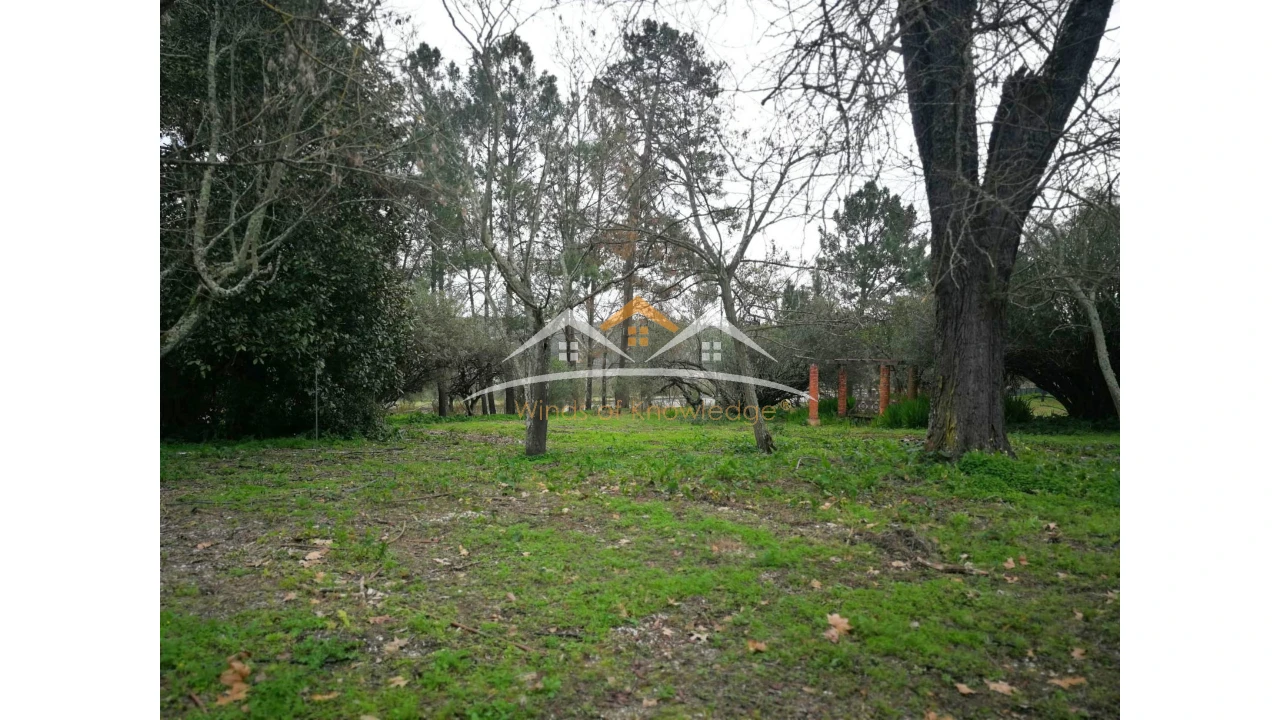 Moradia T10 para Venda em Tramagal Foto 11