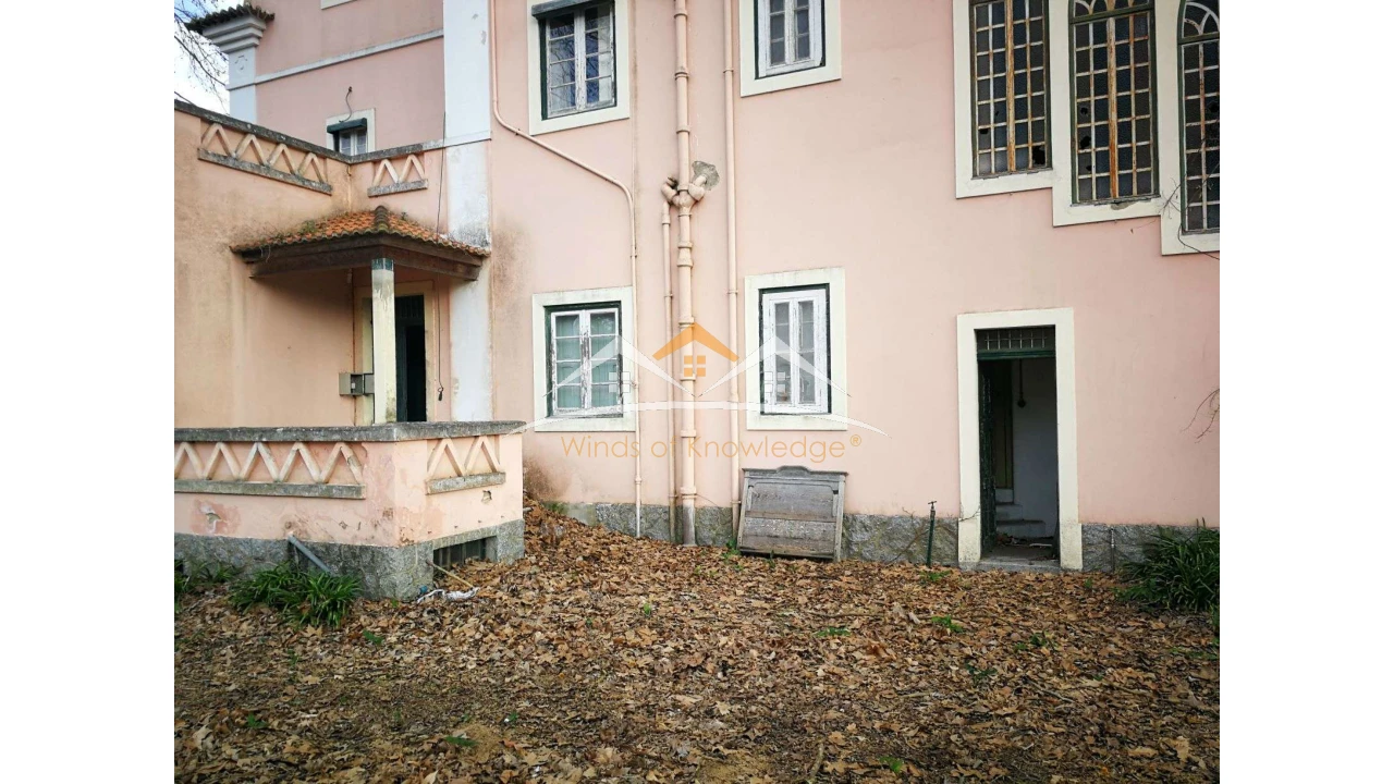 Moradia T10 para Venda em Tramagal Foto 8