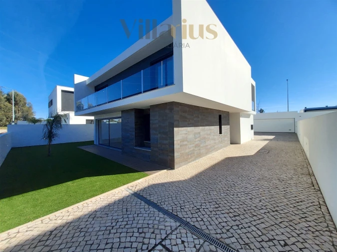 Moradia T5 para Venda em Nossa Sra de Fatima Foto 49