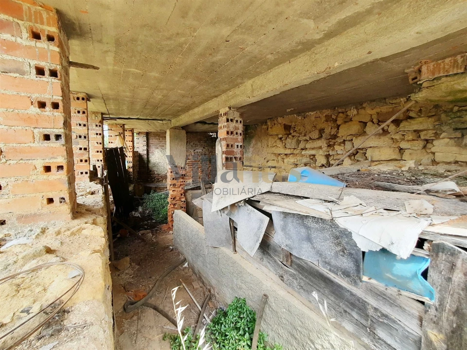 Moradia T0 para Venda em Areias e Pias Foto 14