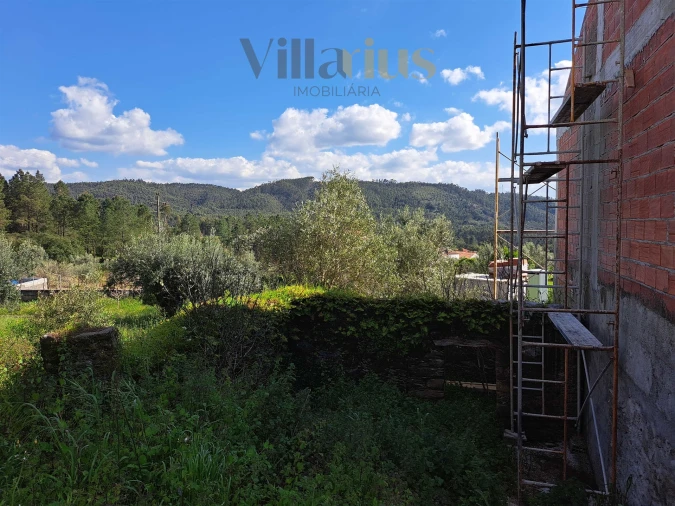 Moradia T3 para Venda em Olalhas Foto 12