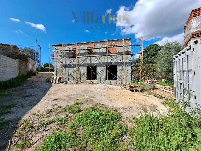 Moradia T3 para Venda em Olalhas Foto 3