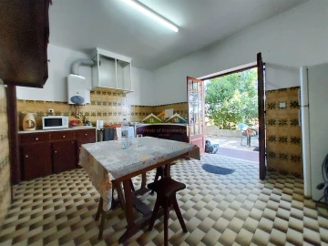 Moradia T4 para Venda em Madalena e Beselga