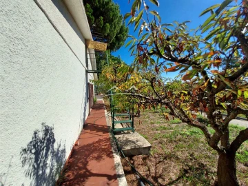 Moradia T4 para Venda em Madalena e Beselga